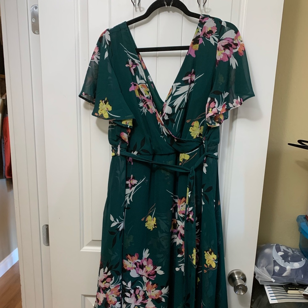 Beautiful green floral print dress